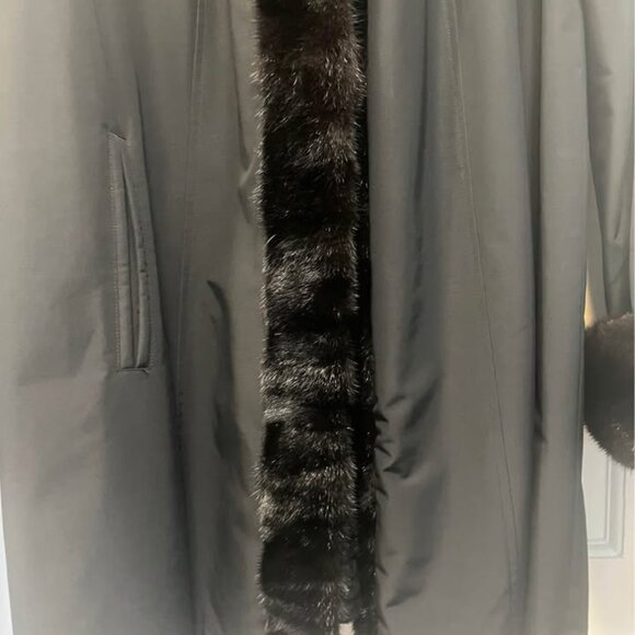 50% OFF! - Coat Loro Piana Black Storm System Mink Trim Rabbit Lined Large 12 - Picture 4 of 11